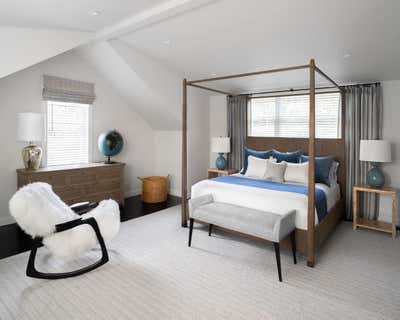  Traditional Beach House Bedroom. Further Lane by Thomas Puckett Designs.