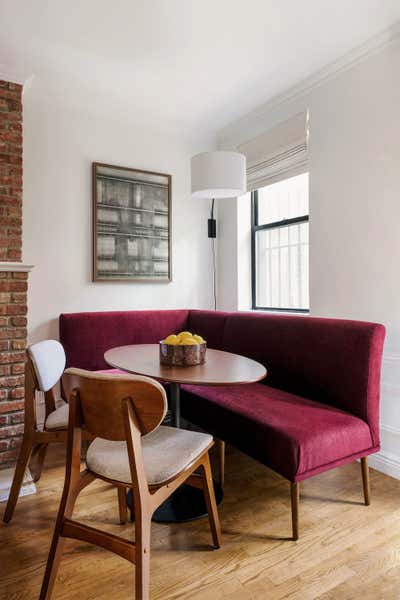 Modern Apartment Dining Room. UWS Apartment by Sarah Baderna Studio.