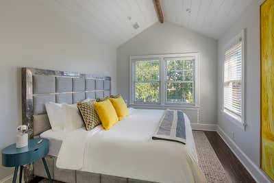  Country Vacation Home Bedroom. Greenport Residence  by Roric Tobin Designs.