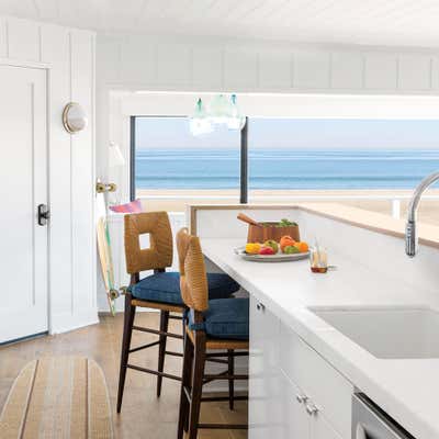 Coastal Kitchen. Hermosa Beach by Peter Dunham Design.