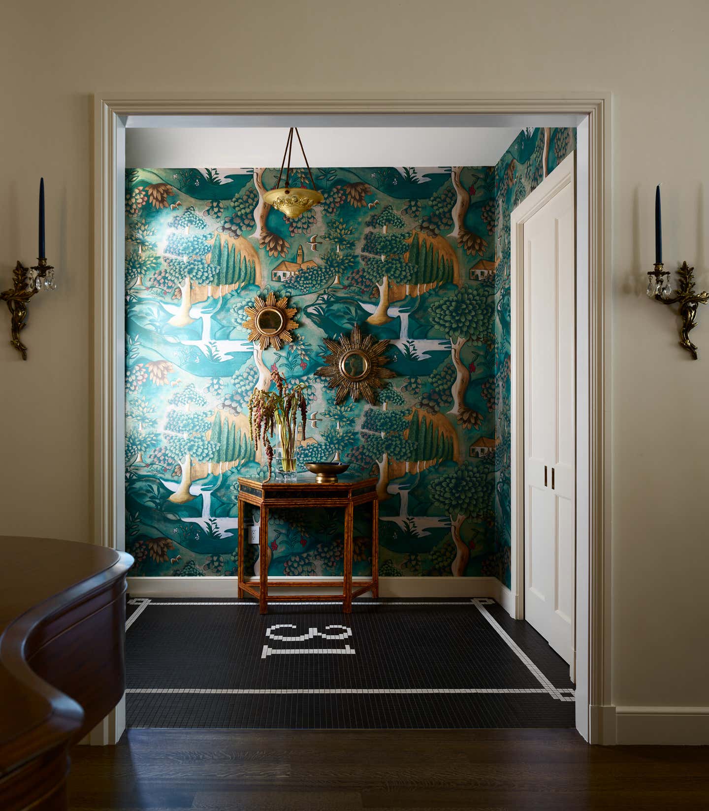 Eclectic Entry and Hall Design Ideas - 1,551 Pictures | 1stDibs