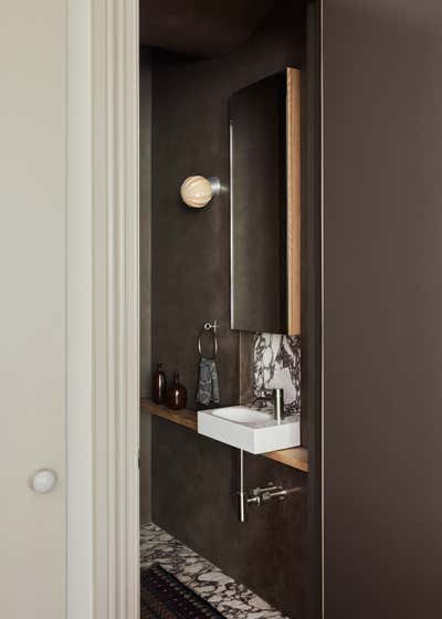 Modern Family Home Bathroom. Park Slope Brownstone by Jesse Parris-Lamb.