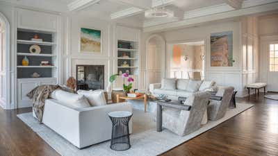  Beach Style Coastal Family Home Living Room. Home Staging in the Hamptons by Iconic Modern.