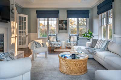  Transitional Beach Style Family Home Meeting Room. Home Staging in the Hamptons by Iconic Modern.