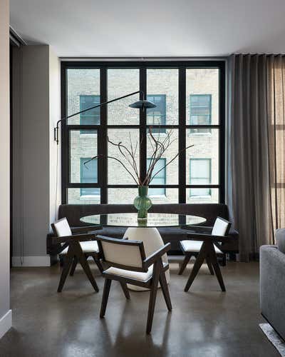  Modern Vacation Home Dining Room. WEST LOOP PIEDE-À-TERRE by Studio Sven.