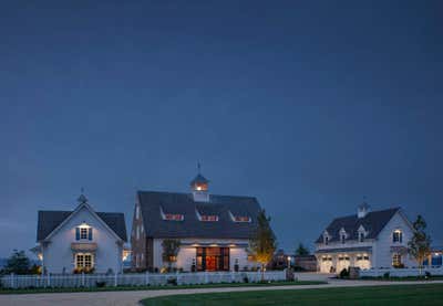  Traditional Vacation Home Exterior. Eastern Shore Grandeur by Purple Cherry Architects.