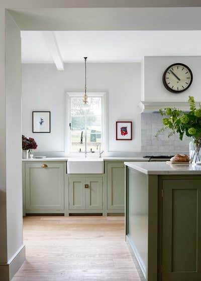  English Country Country House Kitchen. Country House by Nicola Harding and Co.
