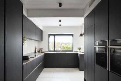 Contemporary Kitchen. Surrey Family Home by Alexandria Dauley.