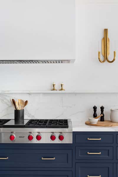  Modern Minimalist Family Home Kitchen. West Rim Modern by The Pankonien Group.