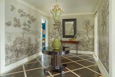 Traditional Apartment Entry and Hall. Upper East Side Apartment by Harry Heissmann Inc..