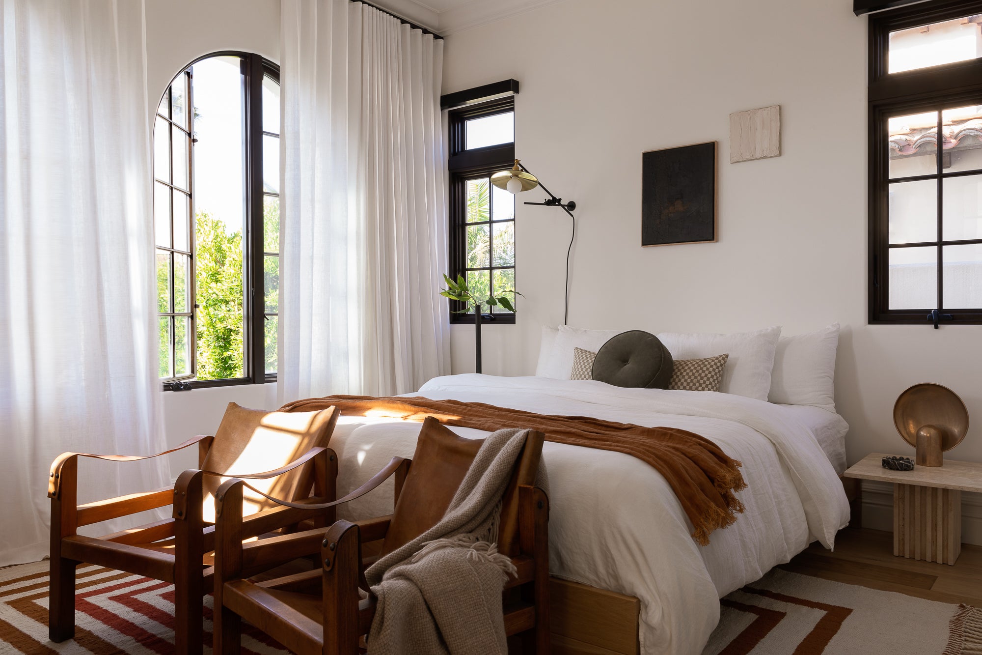 Contemporary Bedroom