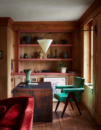  Country Arts and Crafts Office and Study. Connecticut Home by Studio Giancarlo Valle.