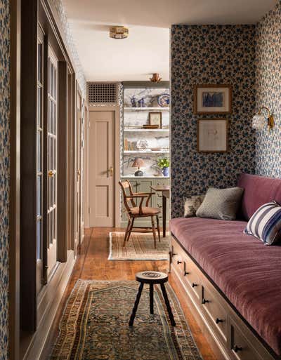 Eclectic Entry and Hall. San Francisco Pied a Terre by Heidi Caillier Design.