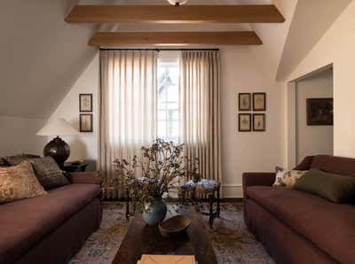 Eclectic Living Room. San Francisco Pied a Terre by Heidi Caillier Design.