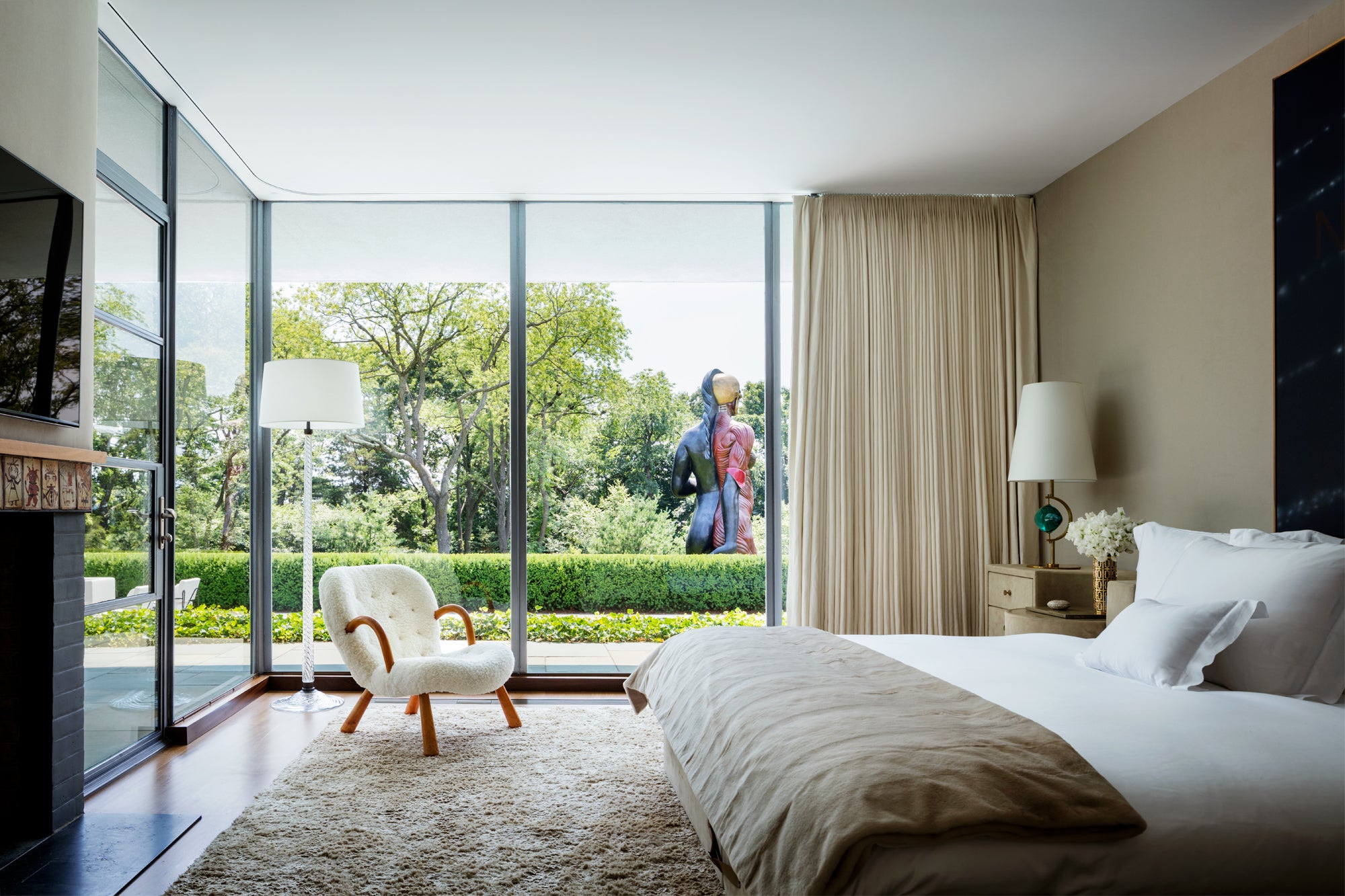 Contemporary Bedroom