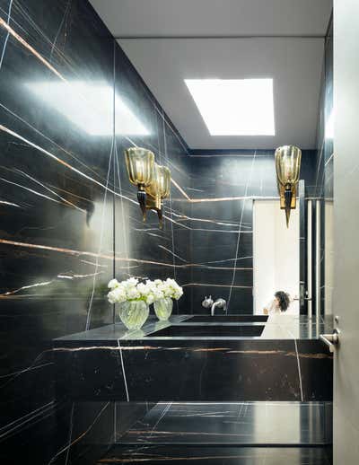 Contemporary Bathroom. A. Conger Goodyear House by Rees Roberts & Partners.
