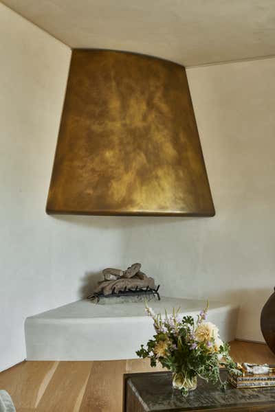  Eclectic Family Home Bedroom. Benedict Canyon Estates by Studio Jake Arnold.