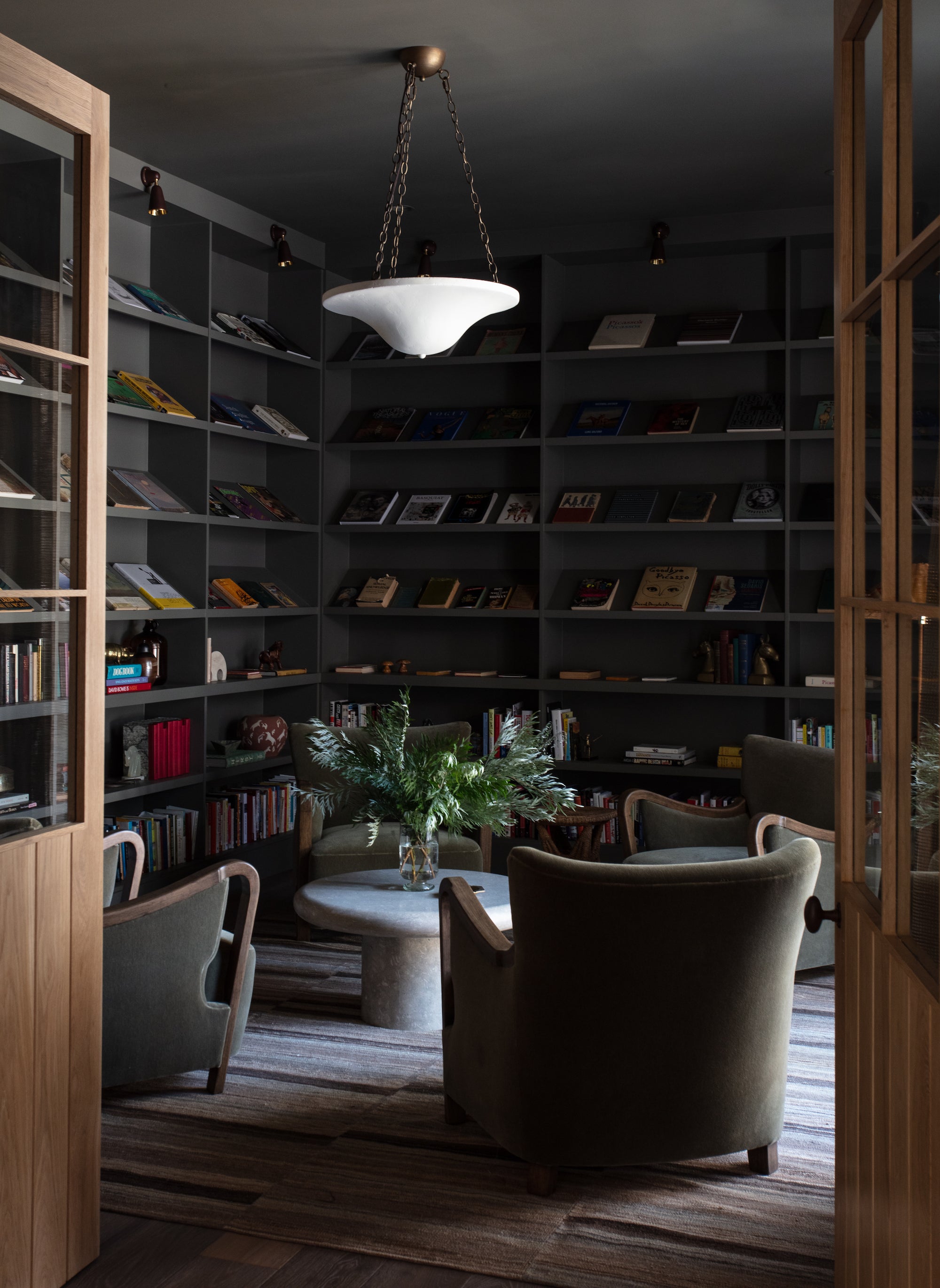 Traditional Office and Study