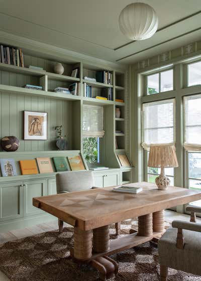  Coastal Organic Family Home Workspace. Floridian Harbour by Studio Jake Arnold.