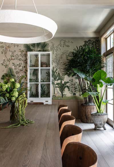  Coastal Organic Dining Room. Floridian Harbour by Studio Jake Arnold.