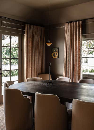  Traditional Family Home Dining Room. Beverly Hills Hillside by Studio Jake Arnold.