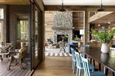  Craftsman Vacation Home Living Room. Wisconsin Lake House by Nate Berkus Associates.