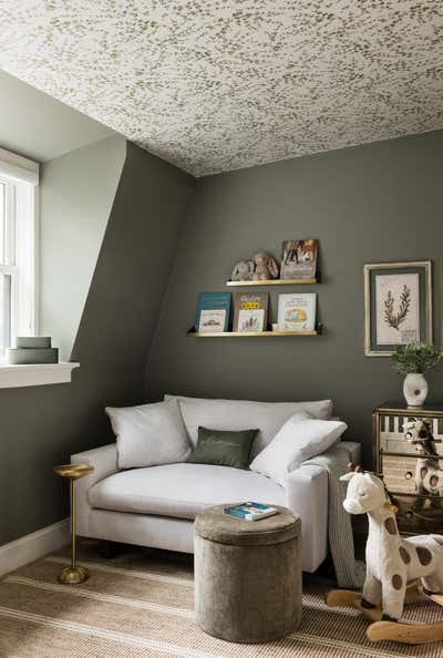  Minimalist Family Home Children's Room. South End Brownstone by Becky Bratt Interiors.