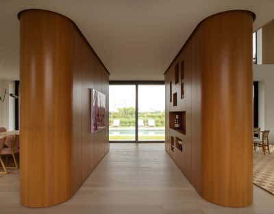  Modern Entry and Hall. Beach House by Ashe Leandro.