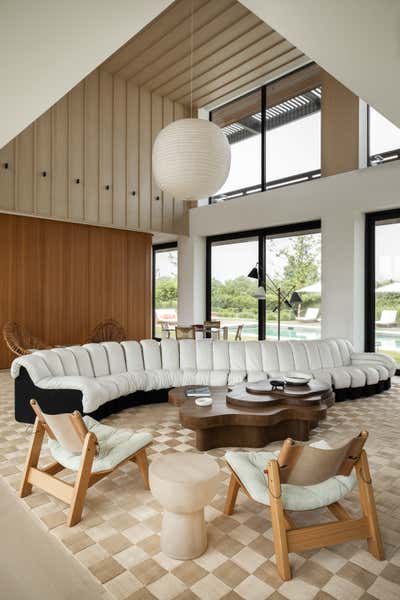  Modern Beach House Living Room. Beach House by Ashe Leandro.