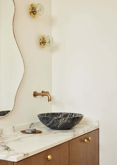  Minimalist Country House Bathroom. Chimney Rock by Studio PLOW.