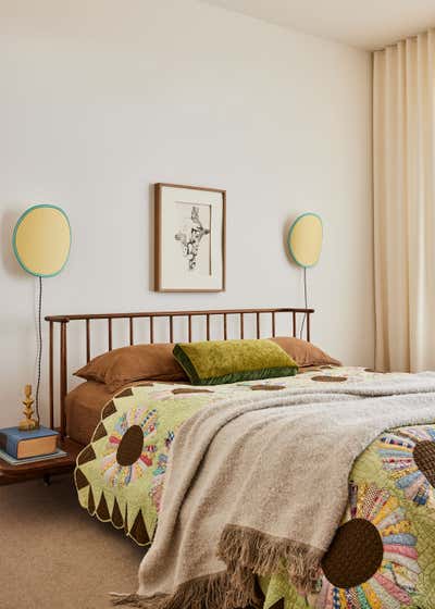 Minimalist Organic Country House Bedroom. Chimney Rock by Studio PLOW.