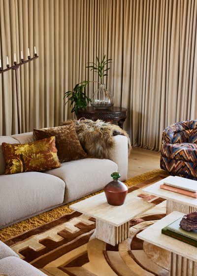  Contemporary Country House Living Room. Chimney Rock by Studio PLOW.