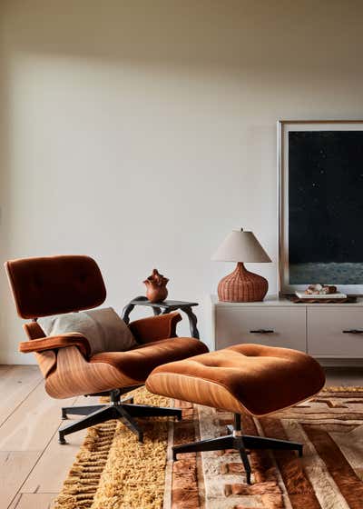 Mid-Century Modern Living Room. Chimney Rock by Studio PLOW.