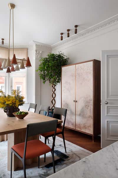 Traditional Eclectic Apartment Dining Room. Mayfair 01  by Christian Bense Limited.