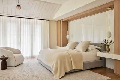  Contemporary Mid-Century Modern Family Home Bedroom. Old Westbury  by Monica Fried Design.