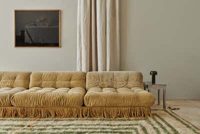  Contemporary Living Room. Von Leach Residence by Amelda Wilde.