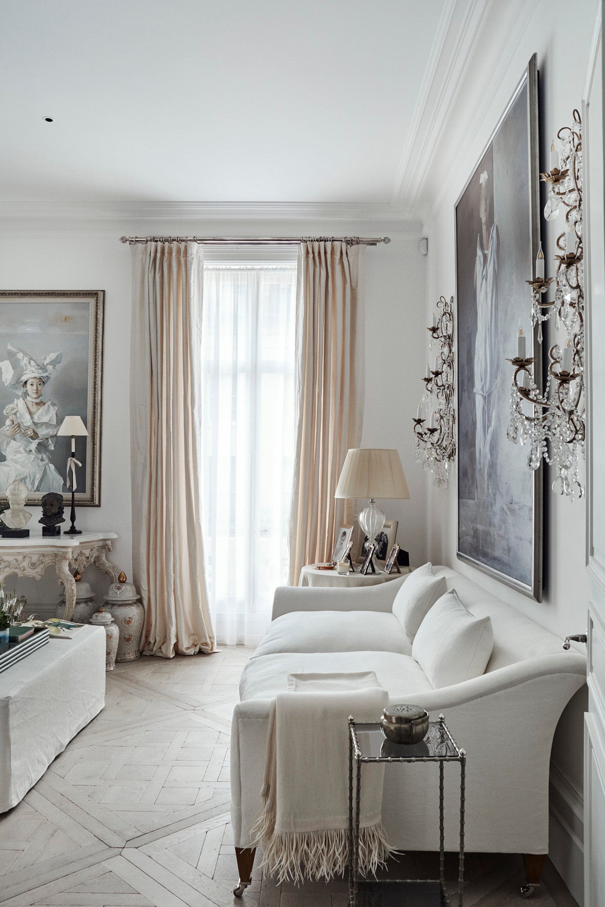 Contemporary Living Room