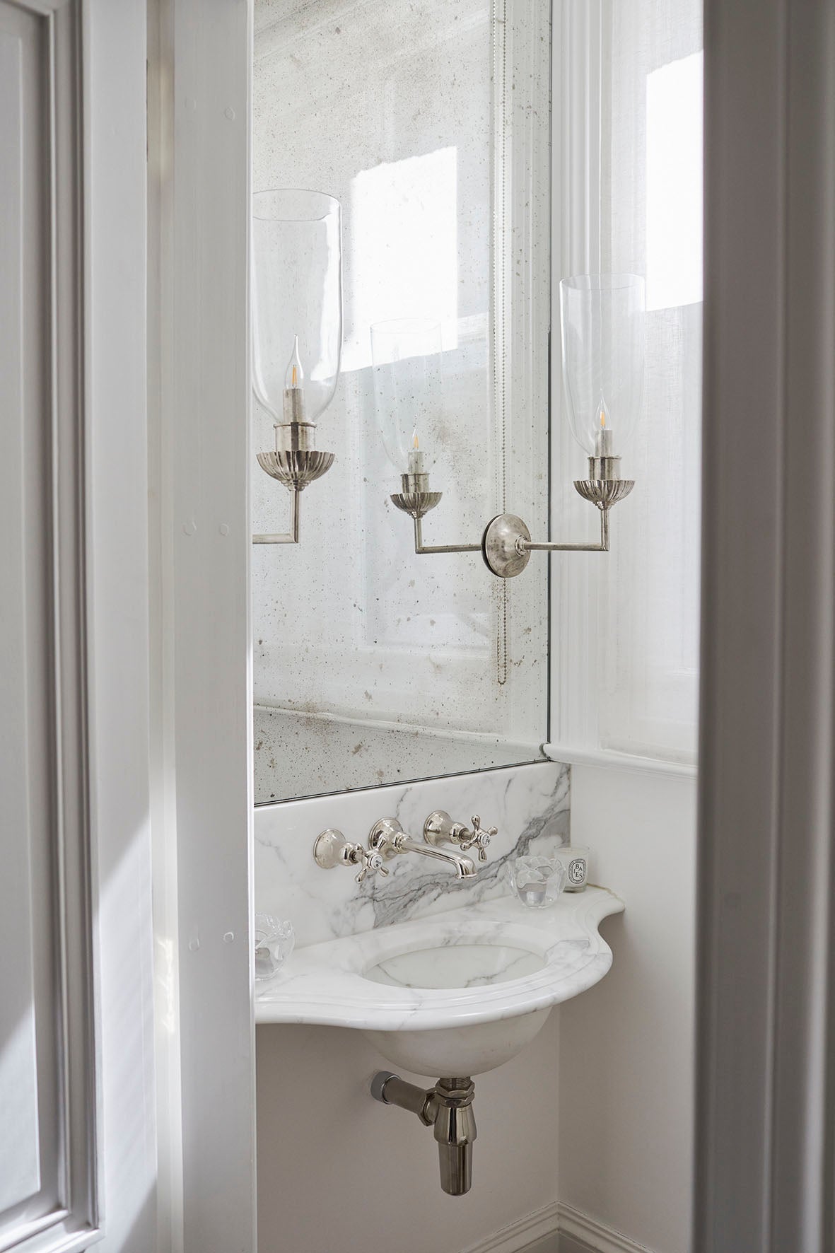 Contemporary Bathroom