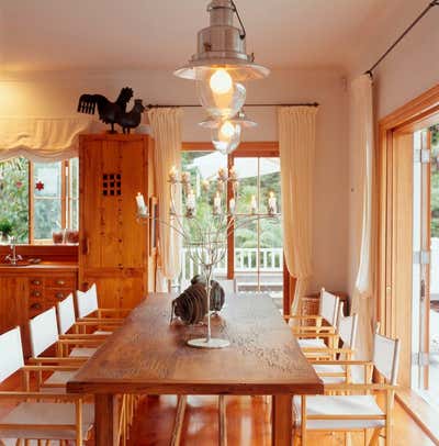  Beach Style Dining Room. New Zealand Beach House by Alison Henry Design.