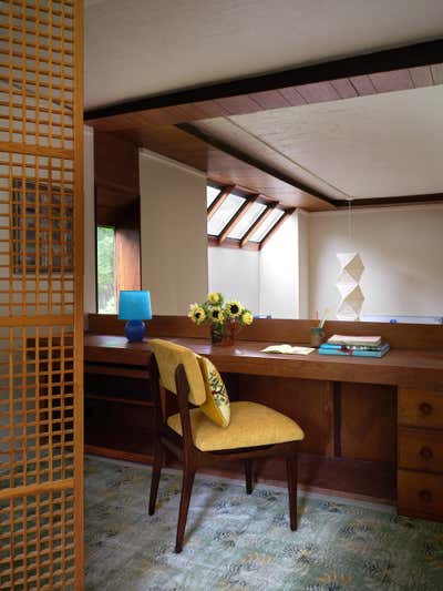  Eclectic Modern Vacation Home Office and Study. Vermont Modern by Avery Cox Design.