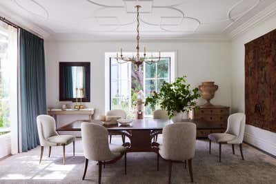  Contemporary Mid-Century Modern Family Home Dining Room. California Residence by Ohara Davies Gaetano Interiors.