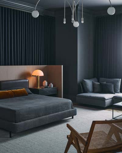  Minimalist Modern Bedroom. Jenkins by Kenneth Brown Design.