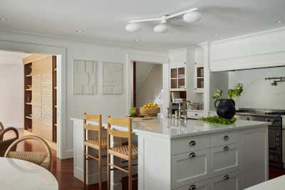  Craftsman Kitchen. East Hampton Craftsman by Hyphen & Co..
