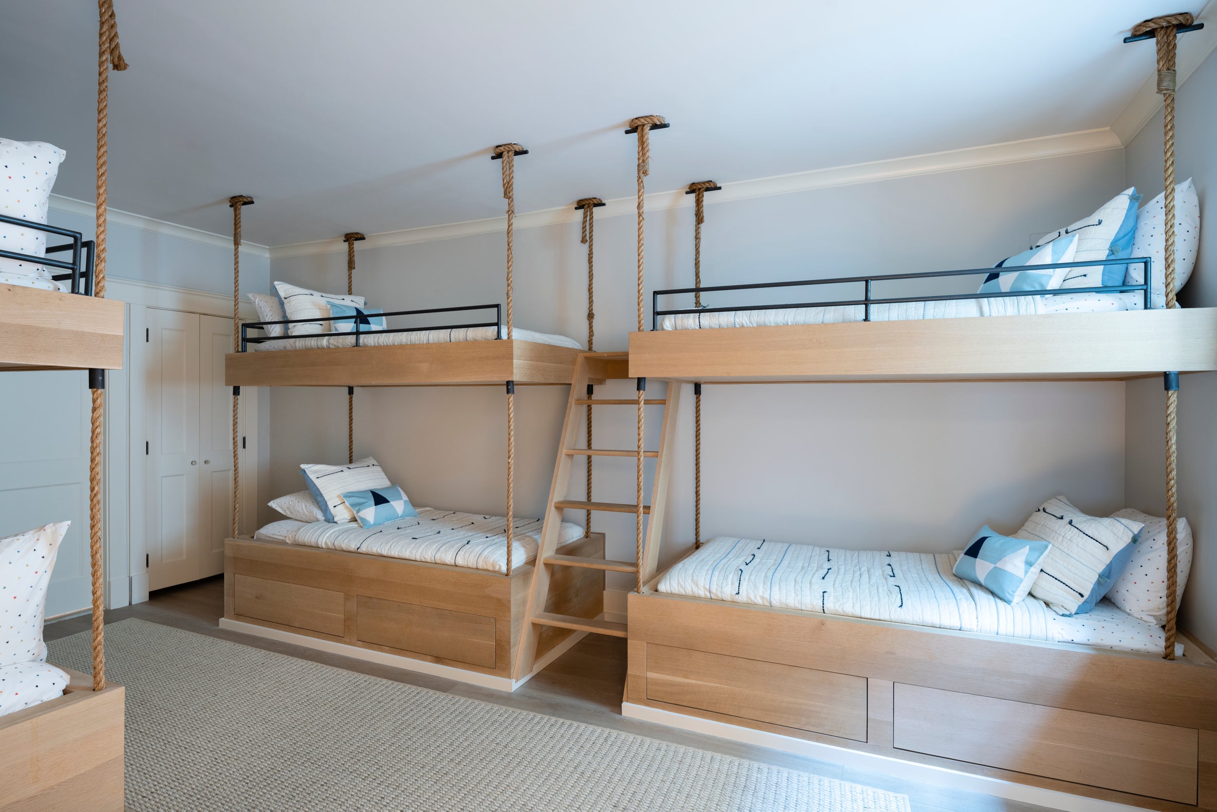 Beach Style Children
s Room