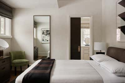 Modern Vacation Home Bedroom. Aspen Residence by Clive Lonstein.