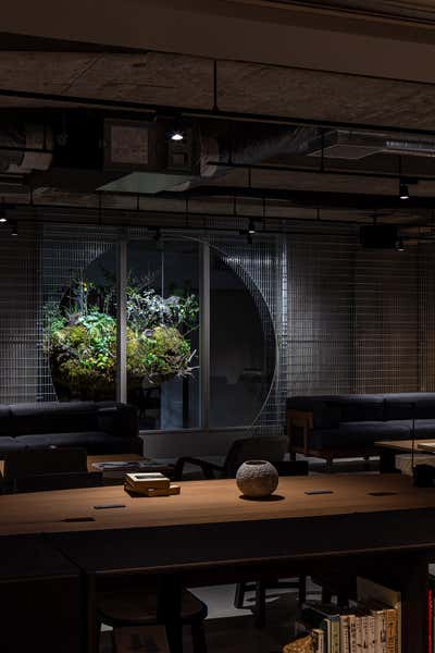  Minimalist Lobby and Reception. RAKURO KYOTO by THE  SHAREHOTELS by HIROYUKI TANAKA ARCHITECTS.