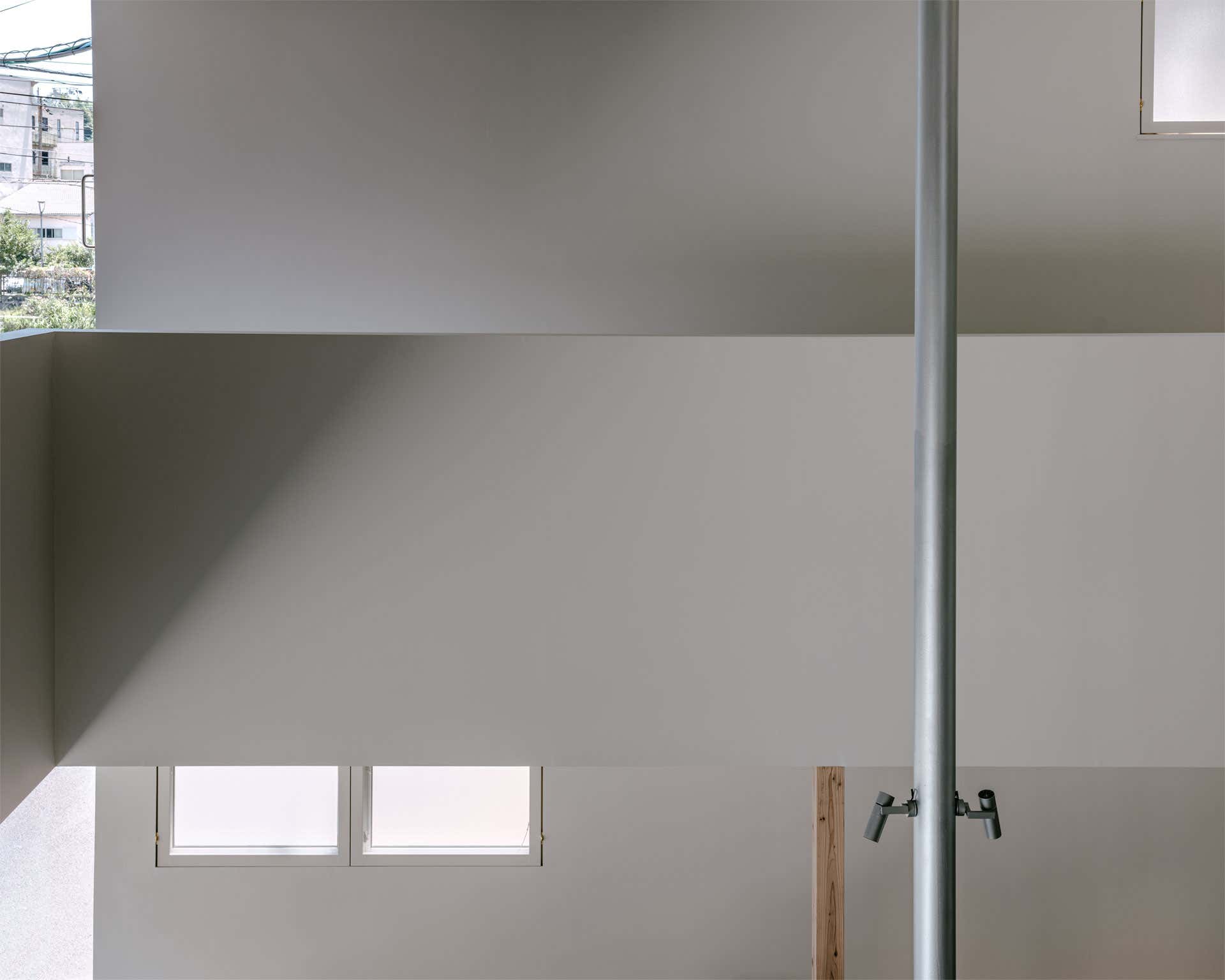 Minimalist Entry and Hall