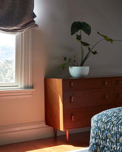  Mid-Century Modern Family Home Bedroom. Noe Valley Edwardian by Form + Field .