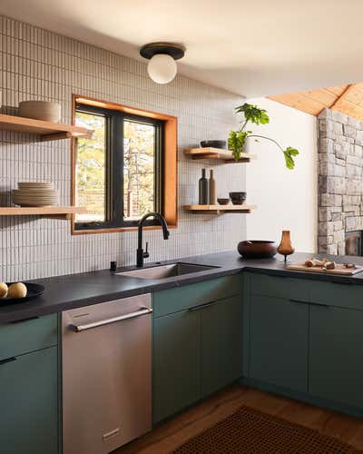  Modern Rustic Vacation Home Kitchen. Donner Lake Cabin by Form + Field .