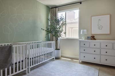  Coastal Family Home Children's Room. Encinitas by Hyphen & Co..